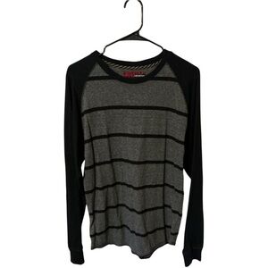 🌺Distortion men's long-sleeved raglan t-shirt.